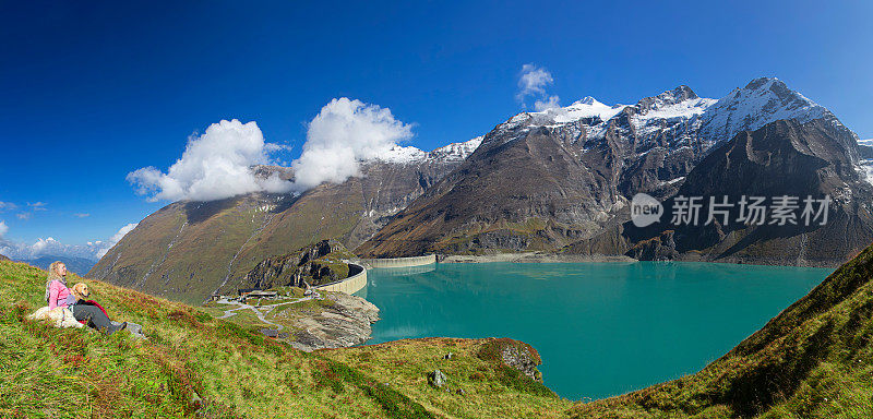 Kaprun XXXL Panorama的混凝土大坝墙